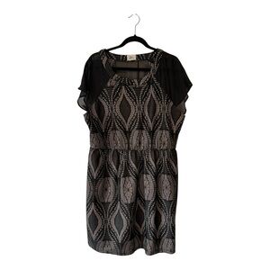 Born Famous Retro Geometric Cut Out Print Dress With Sheer Short Sleeves - 1X